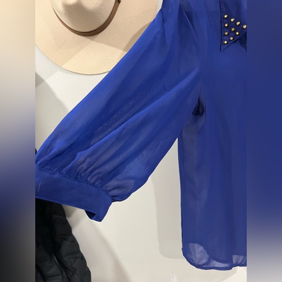 ⚡️Sheer Blouse L Royal Blue with stud collar - Picture 9 of 9